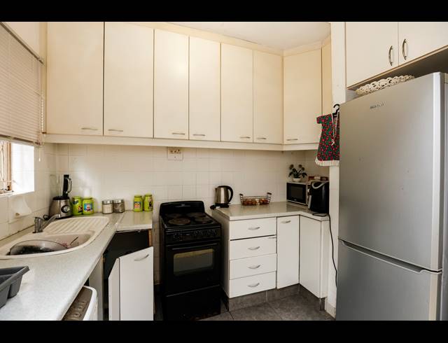 1.5 BEDROOM APARTMENT FOR SALE IN MUSGRAVE